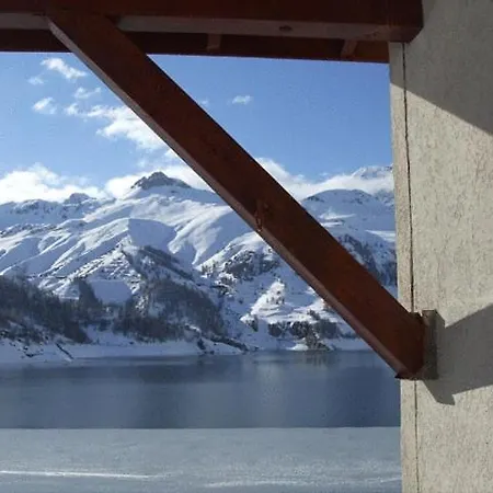 Hotel Les Seracs 2*