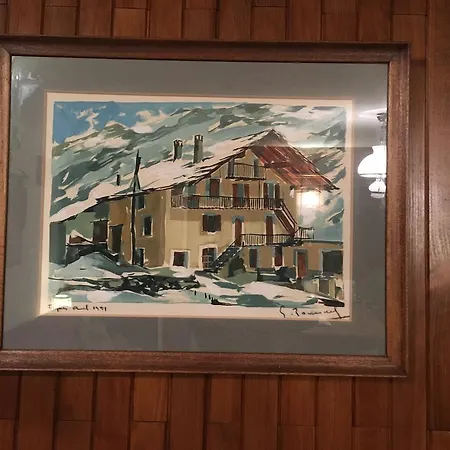 Hotell Les Seracs 2*