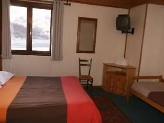 Szálloda Les Seracs 2*